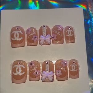10 PC Hand Crafted Pink & White French Tip Nails NWT